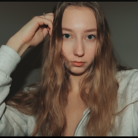 Meet your Posher, Anja - Picture 1 of 1